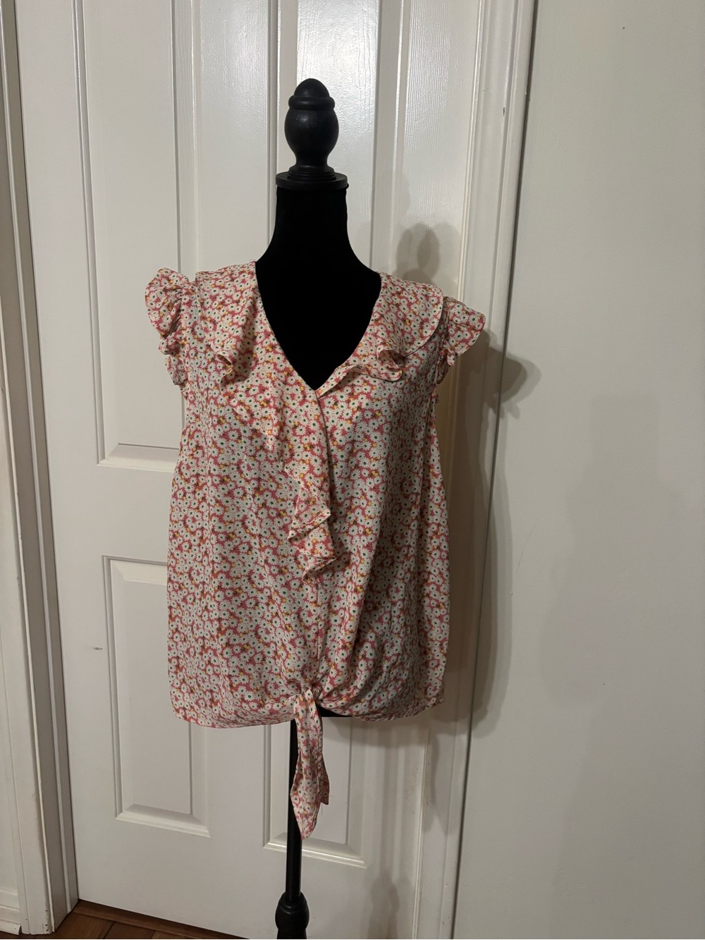 Monteau Pink and White Floral Tie-Front Ruffle V-Neck Blouse